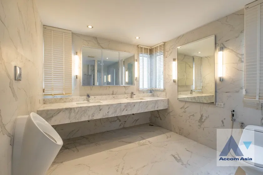รูป 🔼🔽 AccomA 📩  4 BR House in Khlong Toei Nuea (AA39878) - รูปที่ 19/20