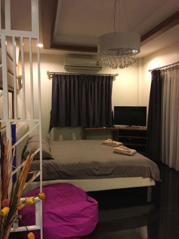 picture Pattaya House with Private Pool in Pattaya Beach Side Thepprasit Road inside a safe and transquil village - 15/18
