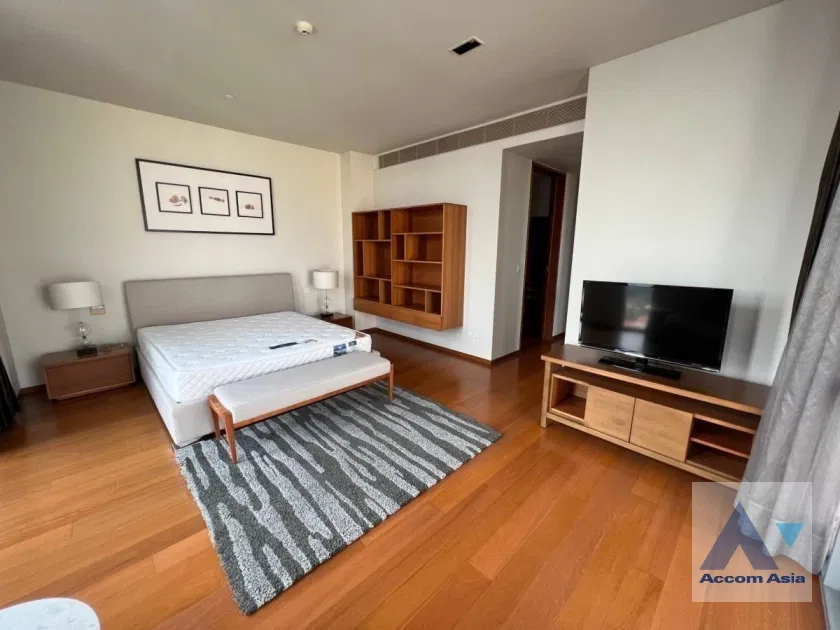 picture 🔼🔽 AccomA 📩  Bright condominium with spacious layout and soft-toned design (AA22685) - 5/12