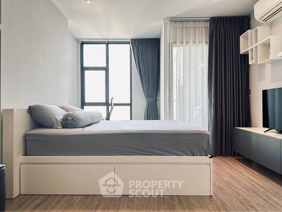 picture Studio Condo at Rhythm Ekkamai near BTS Ekkamai (ID 1146646) - 4/9