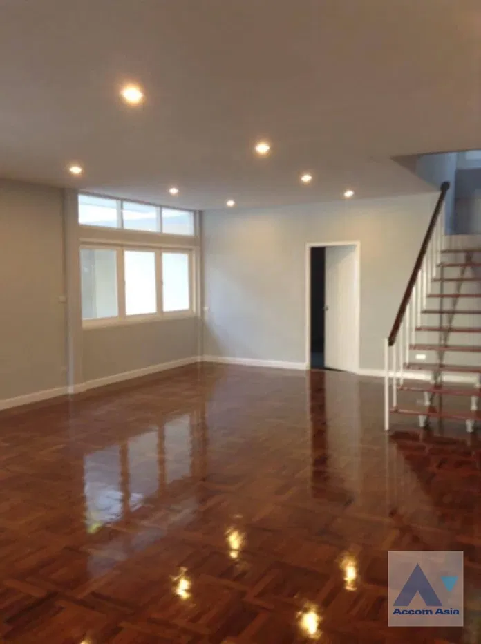 picture 🔼🔽 AccomA 📩  3 BR House in Phra Khanong Nuea (AA43541) - 4/6