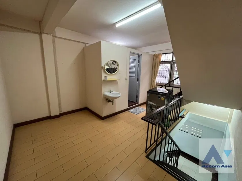 รูป 🔼🔽 AccomA 📩  3 BR Townhouse in Phra Khanong Nuea (AA32594) - รูปที่ 16/20