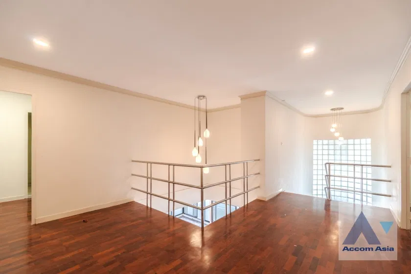 รูป 🔼🔽 AccomA 📩 Pet friendly,Duplex Condo 3 BR Condominium @Regent On The Park 1 (AA30220) - รูปที่ 15/20