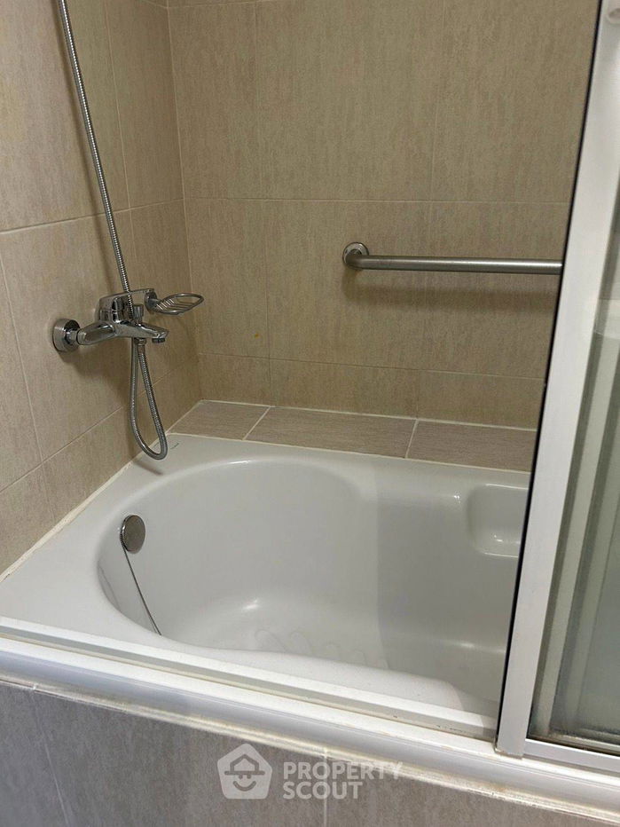 picture 1-BR Condo at The Clover Thonglor Residence near BTS Thong Lor (ID 887172) - 38/40