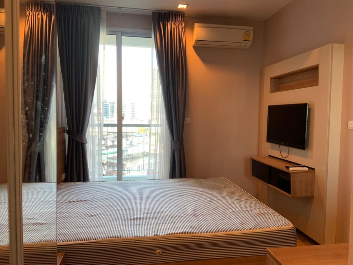 picture 📌 rent Rhythm Sathorn 200 m. BTS Saphan Taksin near fully furnished  OK Line : 0886060125 - 4/4