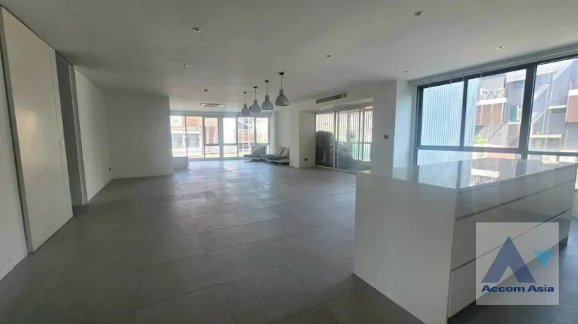 picture 🔼🔽 AccomA 📩 Pet friendly 3 BR Condominium @Click Sukhumvit 65 (AA43835) - 1/10