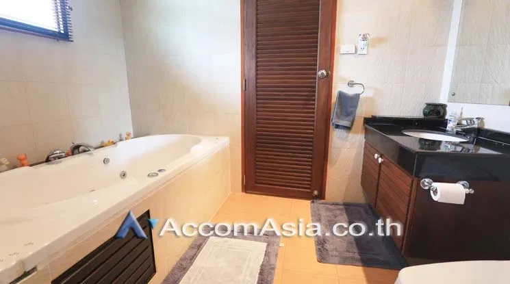 รูป 🔼🔽 AccomA 📩 Private Swimming Pool 3 BR House in Phra Khanong Nuea (AA17800) - รูปที่ 14/16
