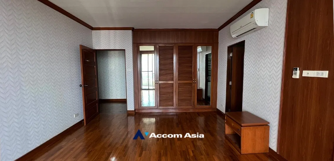 picture 🔼🔽 AccomA 📩 Baan Yen Akard   - 12/19