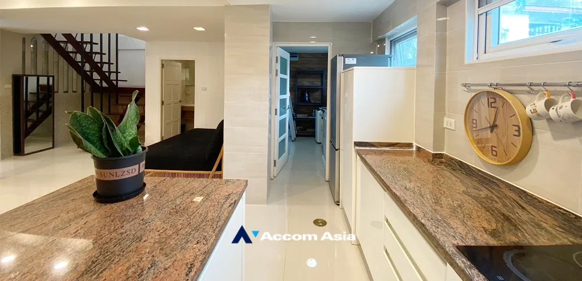 picture 🔼🔽 AccomA 📩 Warm-toned townhouse with multiple living areas and natural beach concept (AA19225) - 8/20