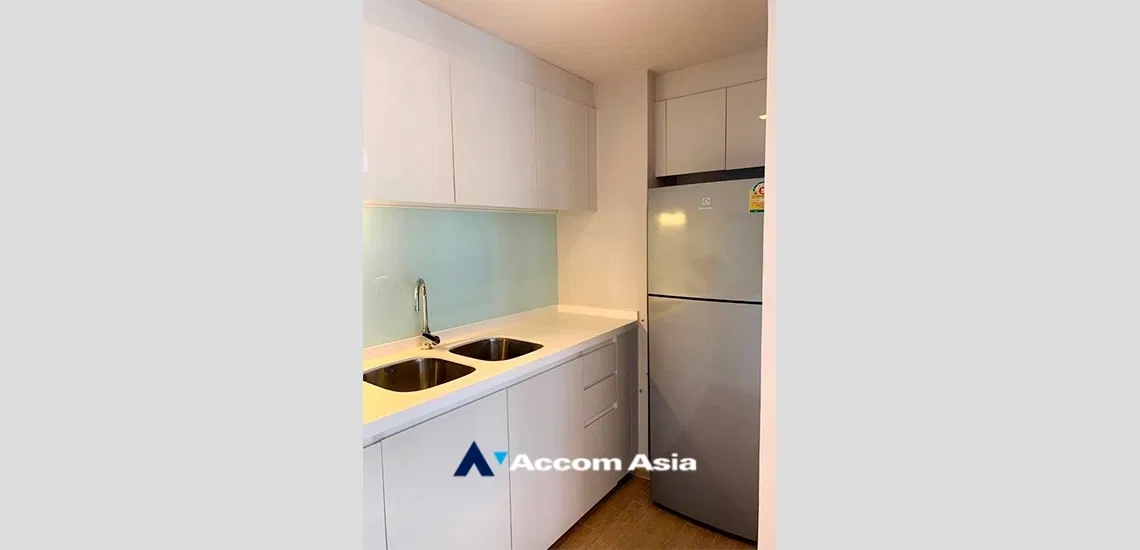 picture 🔼🔽 AccomA 📩  3 BR Condominium @LIV @ 49 (AA34597) - 3/9