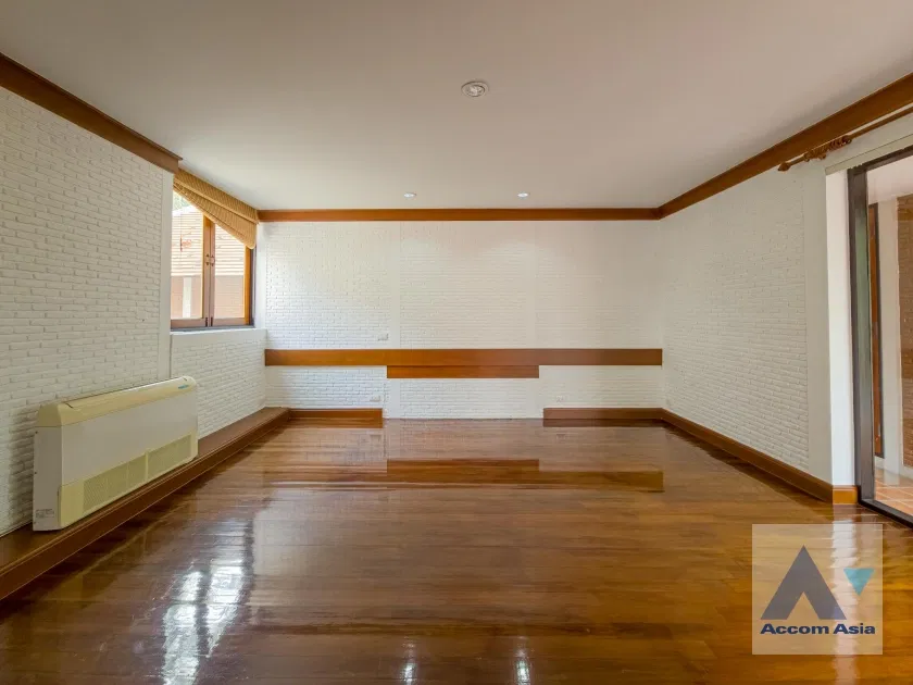 picture 🔼🔽 AccomA 📩 Unique traditional Thai House For rent, near BTS Phrom Phong (AA21645) - 15/20