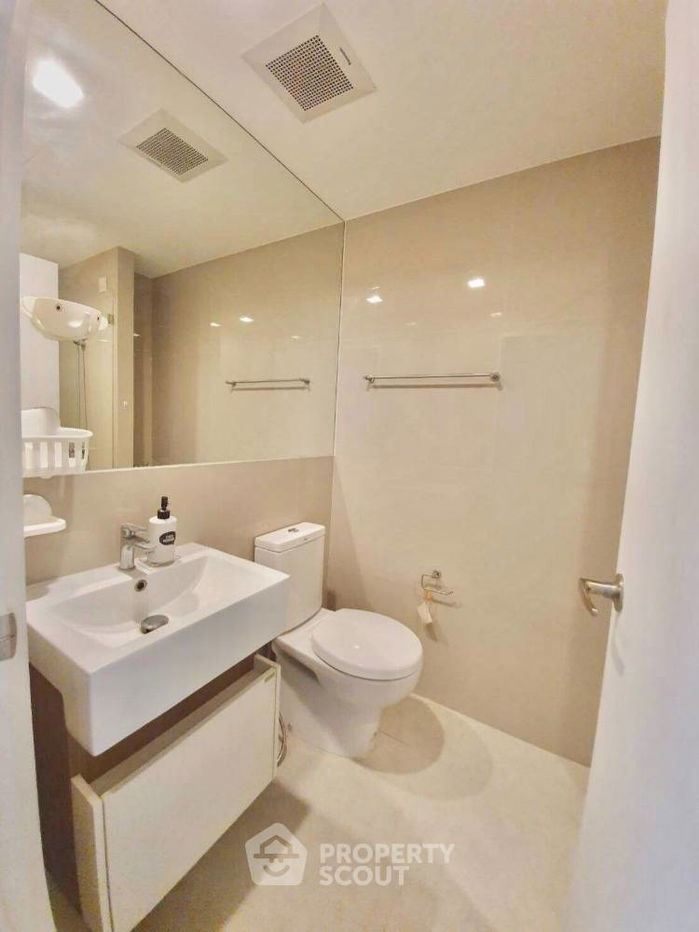 picture 2-BR Condo at Chambers Cher Ratchada–Ramintra in Ram Inthra (ID 880837) - 9/14