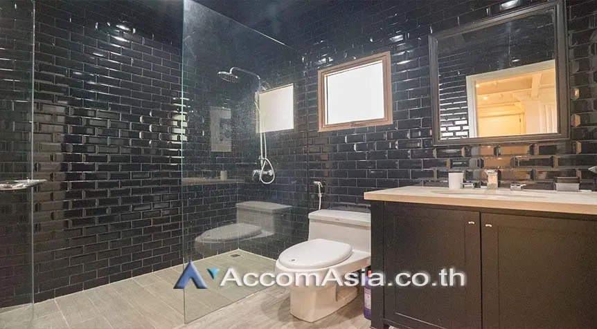 picture 🔼🔽 AccomA 📩 Double High Ceiling 3 BR Condominium @The Emporio Place (AA27803) - 11/12