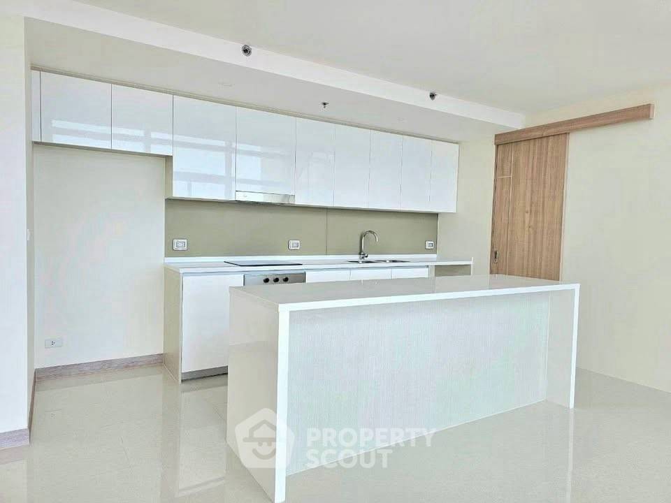 รูป คอนโด 5-ห้องนอน ที่ เดอะ ริเวียร่า จอมเทียน ใกล้ หาดจอมเทียน (ID 2283871) - รูปที่ 2/9