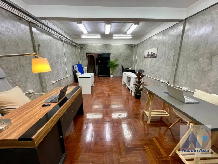รูป 🔼🔽 AccomA 📩 Home Office,Pet friendly 3 BR Townhouse in Chong Nonsi (AA27831) - รูปที่ 5/20