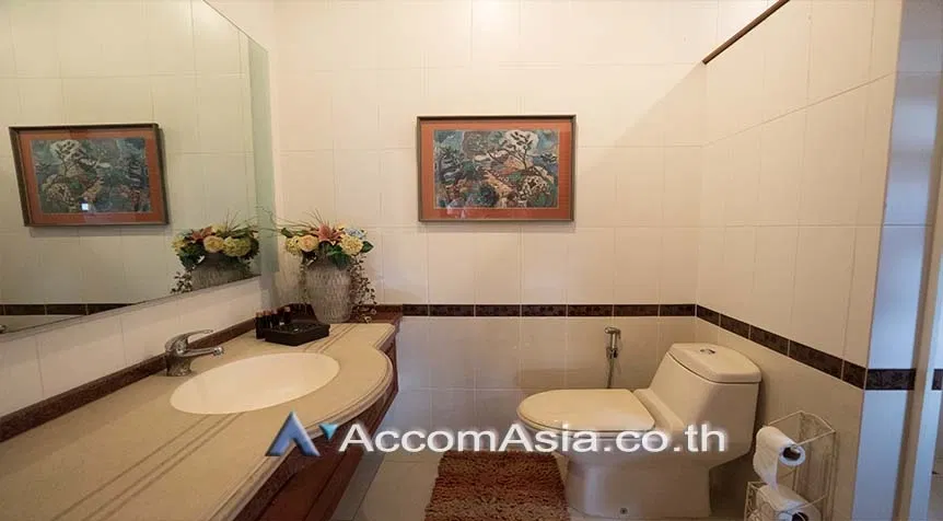 picture 🔼🔽 AccomA 📩 Warm family house with wooden charm in Sukhumvit compound (1720010) - 15/16