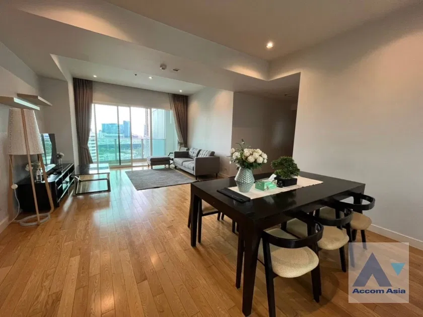 รูป 🔼🔽 AccomA 📩 Modern warm-toned condo with open layout and natural light (AA21763) - รูปที่ 3/13