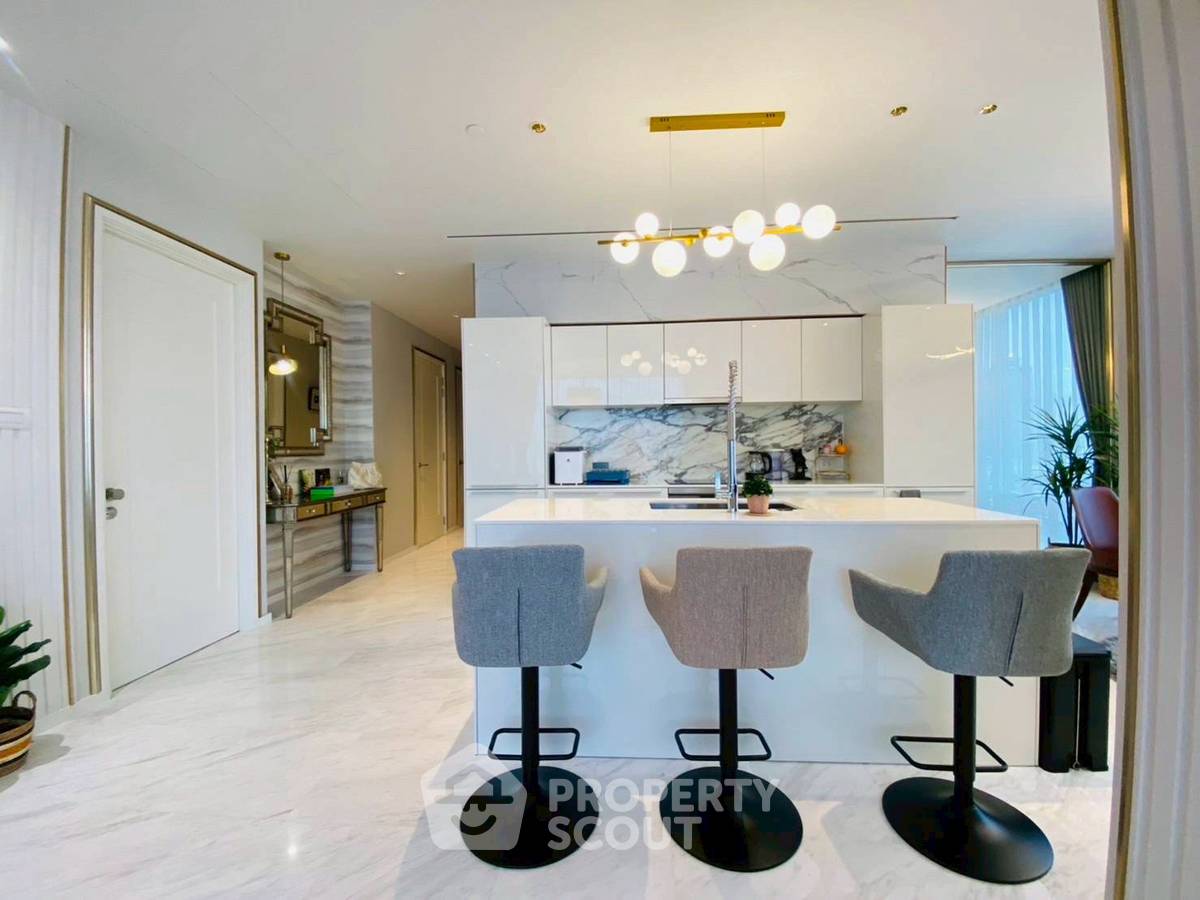 picture 2-BR Condo at Four Seasons Private Residences Bangkok near BTS Saphan Taksin (ID 2283842) - 10/16