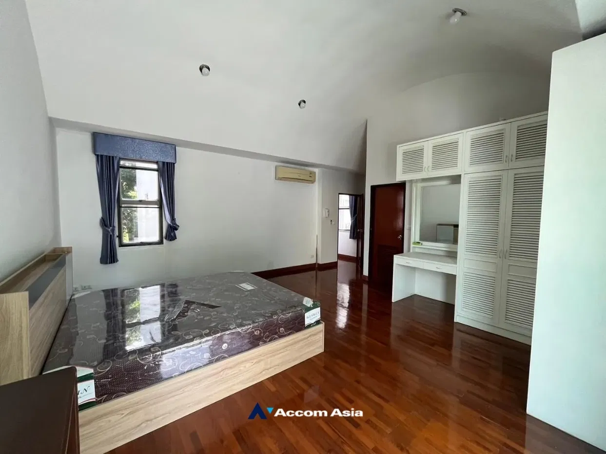 picture 🔼🔽 AccomA 📩 Elegant living with garden space in Sukhumvit (AA26732) - 8/20
