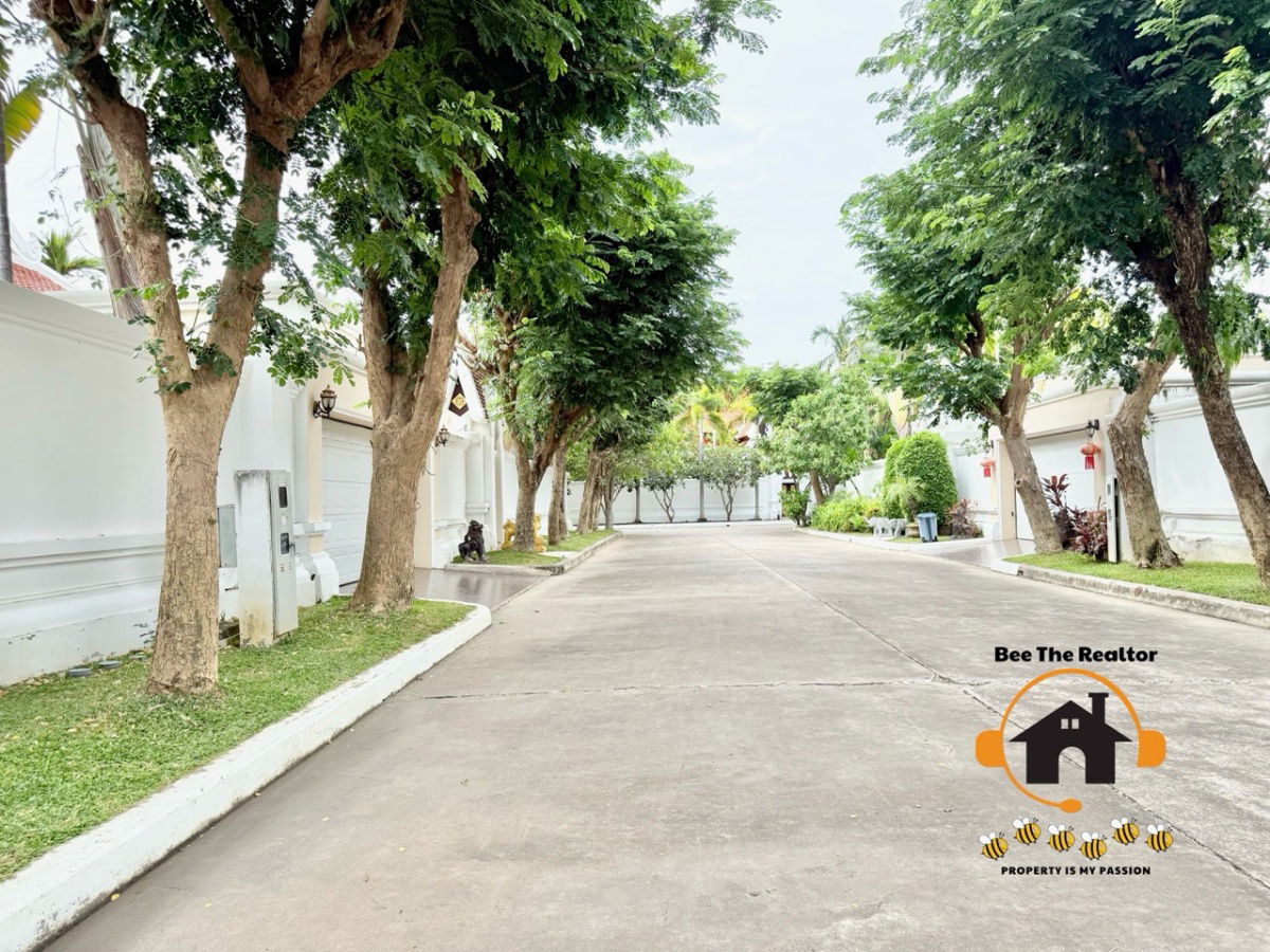 รูป ให้เช่า บ้านหรู พัทยา ขนาด 3 ห้องนอนที่ นาจอมเทียน - รูปที่ 41/41