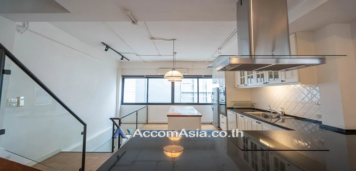 picture 🔼🔽 AccomA 📩 Townhouse with Home Office setup and 3 Bedrooms near MRT Lumphini (AA16931) - 11/18