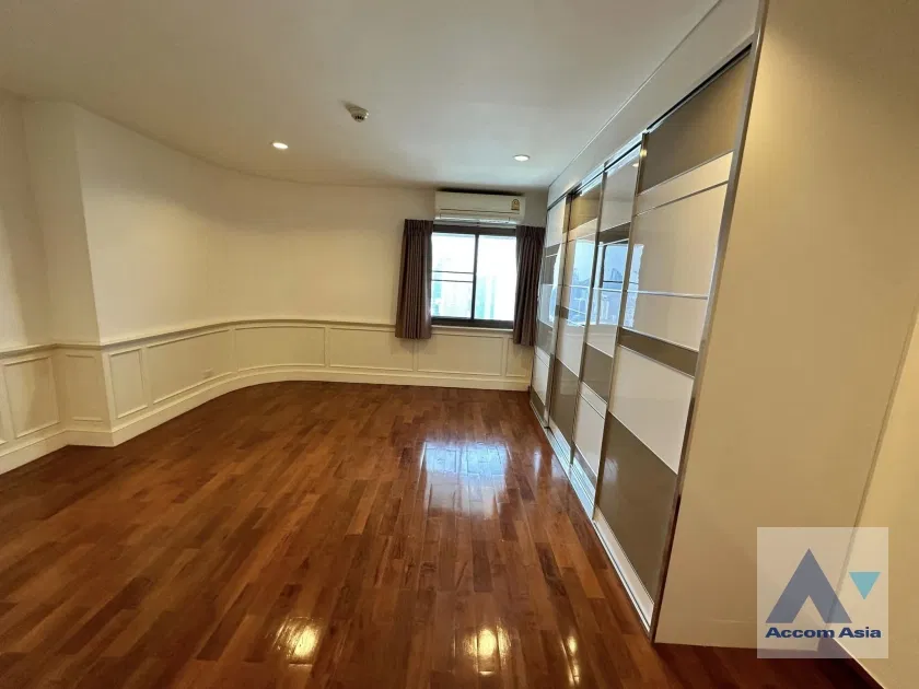 picture 🔼🔽 AccomA 📩 Big Balcony 3 BR Condominium @Tower Park (AA39573) - 14/17