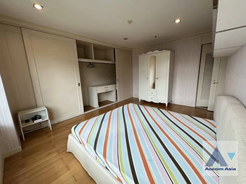 รูป 🔼🔽 AccomA 📩  3 BR Condominium @Royal Saladaeng (AA44482) - รูปที่ 17/20