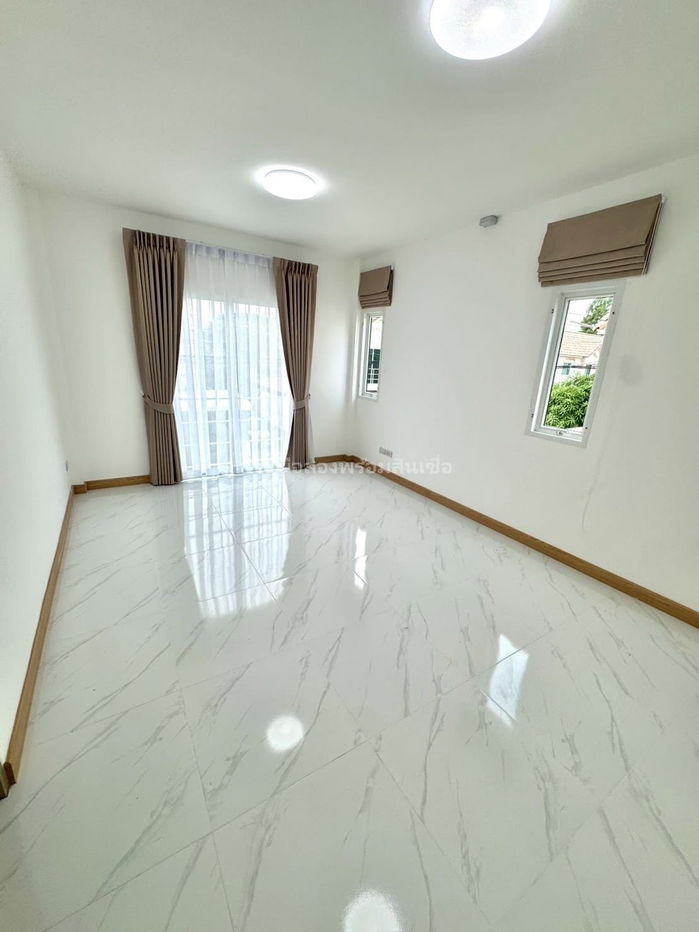 รูป หมู่บ้านประภาทรัพย์ 5 รามอินทรา 117 - รูปที่ 13/14
