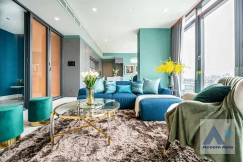 🔼🔽 AccomA 📩 Luxury high-rise condominium with elegant blue interiors at The Monument Thong Lo  