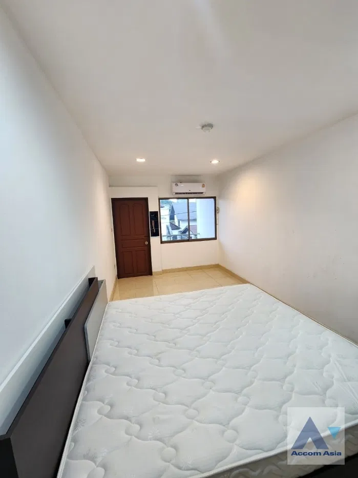 picture 🔼🔽 AccomA 📩 Townhouse for Rent - 300m to BTS Bang Chak, ideal for living and business use (AA37434) - 8/17