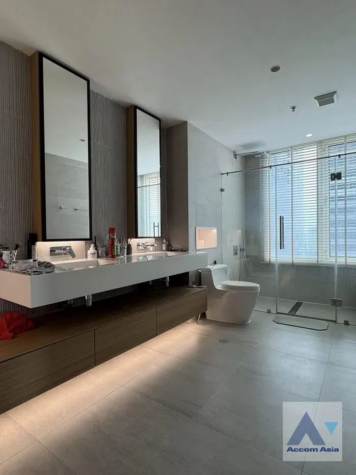 รูป 🔼🔽 AccomA 📩 Fully Furnished,Pet friendly 2 BR Condominium @Royal Saladaeng (AA43394) - รูปที่ 20/20