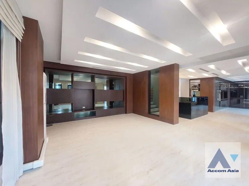 picture 🔼🔽 AccomA 📩 Boutique 3-Bedroom House for Rent in Compound near MRT Khlong Toei, Sathorn (55091) - 10/20