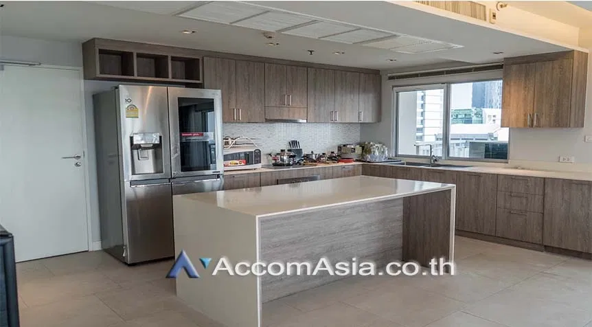 รูป 🔼🔽 AccomA 📩 Classic-style condo with large layout and natural breeze in Sathorn (AA19681) - รูปที่ 3/19