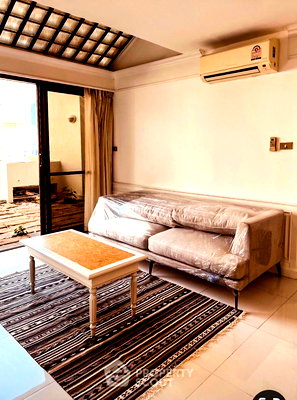 คอนโดให้เช่า : คอนโด 4 ห้องนอน 220 ตร.ม. ที่ Crystal Garden ใกล้ BTS นานา สุขุมวิท (ID 2080426)