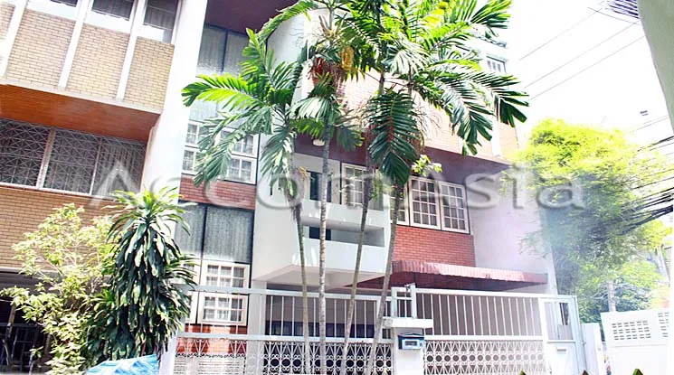รูป 🔼🔽 AccomA 📩  2 BR Townhouse in Khlong Toei (11002201) - รูปที่ 1/9