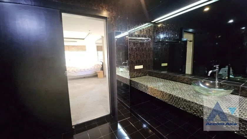 picture 🔼🔽 AccomA 📩 Loft-Style House for Rent in Ploenchit, Bangkok - Near BTS Ploenchit (AA43397) - 17/19