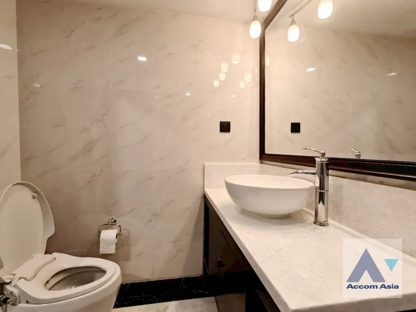 รูป 🔼🔽 AccomA 📩  Elegant condominium with chandeliers and classic interiors in Yen Akat (AA34008) - รูปที่ 14/20