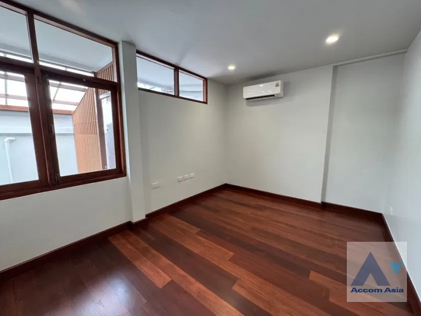 picture 🔼🔽 AccomA 📩 Rare find, Newly renovated House for Rent in Phra khanong, Sukhumvit (AA43826) - 12/20