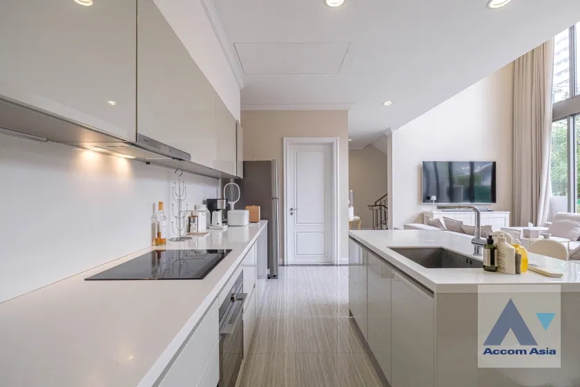 รูป 🔼🔽 AccomA 📩 Private Swimming Pool,Huge Terrace 4 BR Townhouse @749 Residence (AA31156) - รูปที่ 8/20