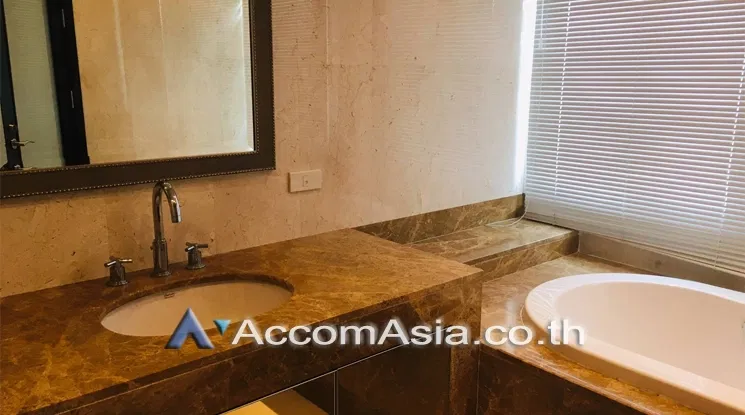 รูป 🔼🔽 AccomA 📩  Bright condominium with city views and seamless layout in Sathorn (AA24169) - รูปที่ 5/11