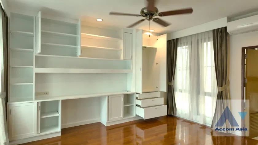 picture 🔼🔽 AccomA 📩 Modern 3-storey house with natural light and private garden in Sukhumvit  - 13/20
