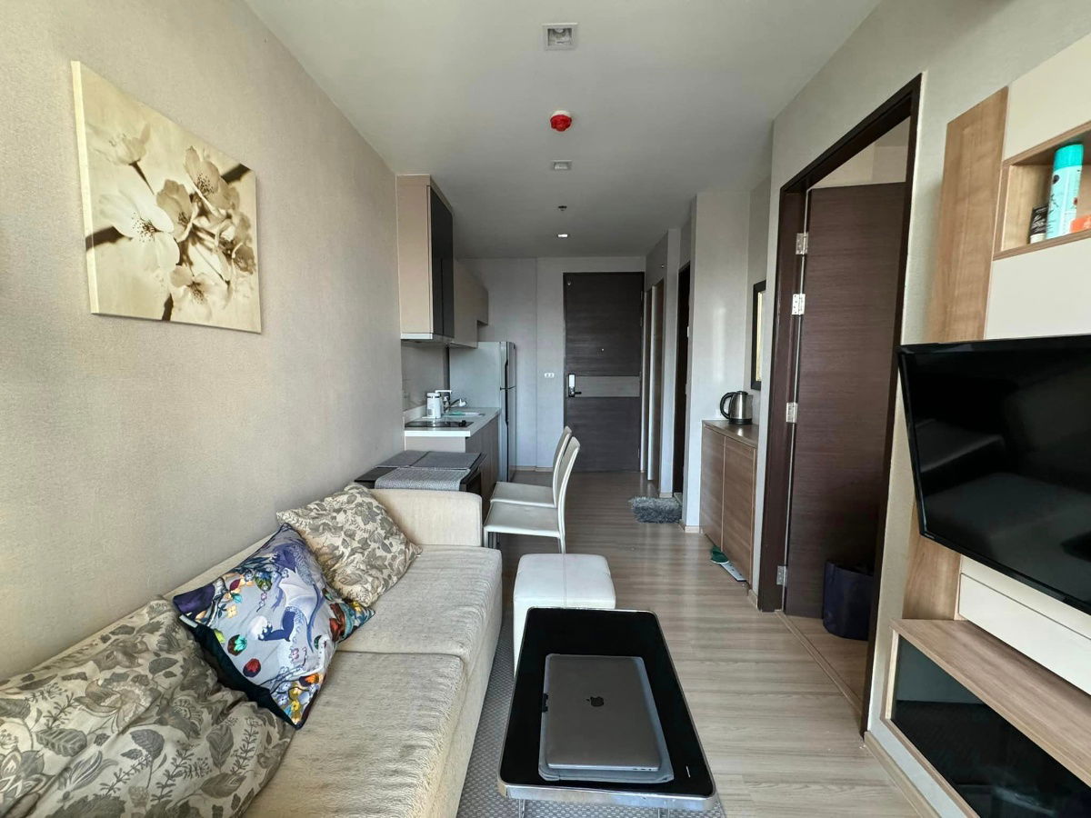picture 📌 rent Rhythm Sathorn 200 m. BTS Saphan Taksin near Central Bangrak OK Line : 0886060125 - 2/4