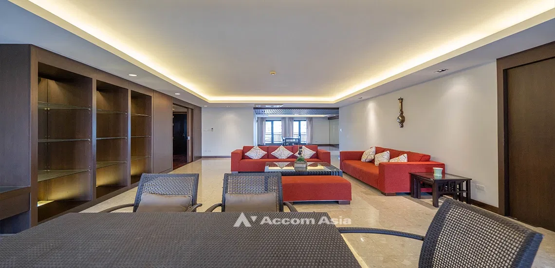 รูป 🔼🔽 AccomA 📩 Spacious condominium with bright red accent and balcony in Sathorn (28008) - รูปที่ 5/17