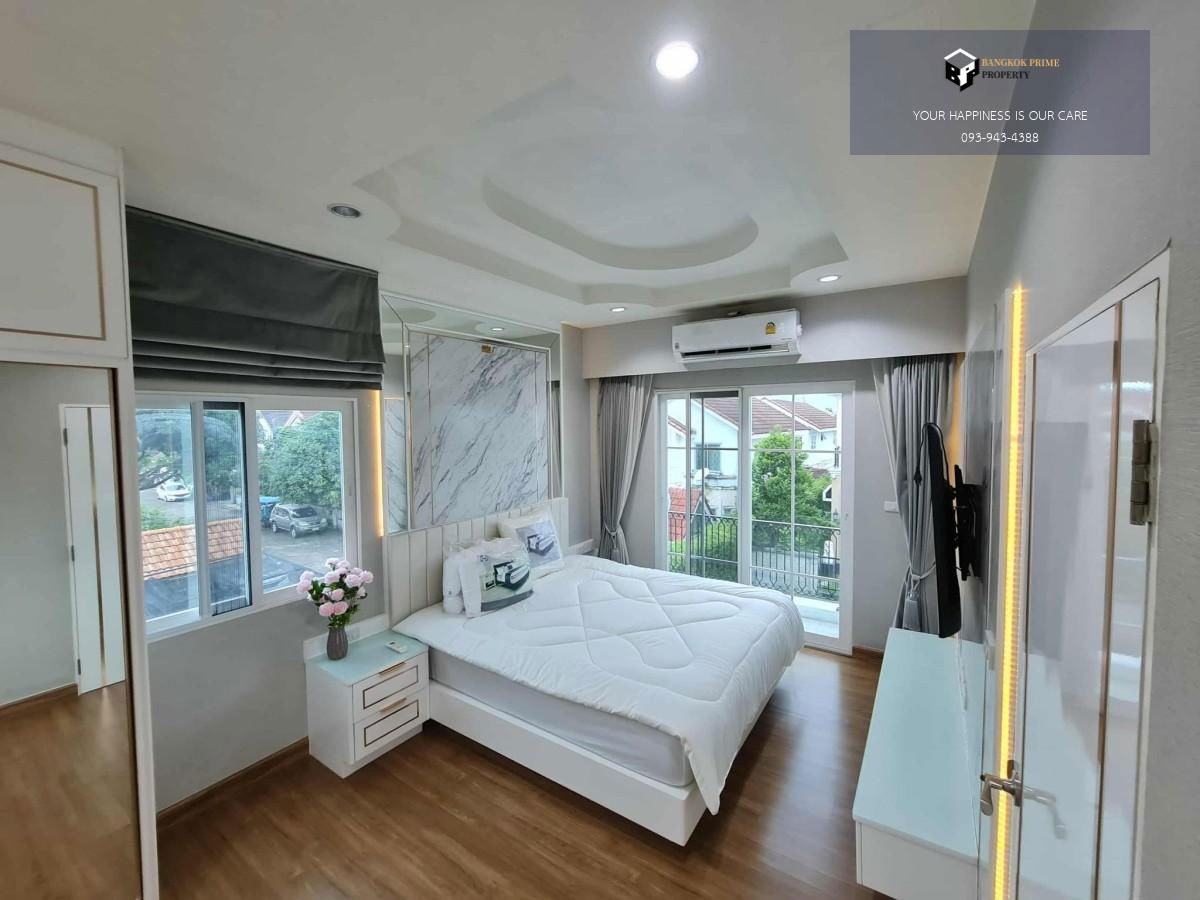 รูป Grandio Ramintra-Wongwaen | บ้านหลังริมเป็นส่วนตัว เฟอร์นิเจอร์บิ้วท์อินหรู #2025082911616 - รูปที่ 3/17