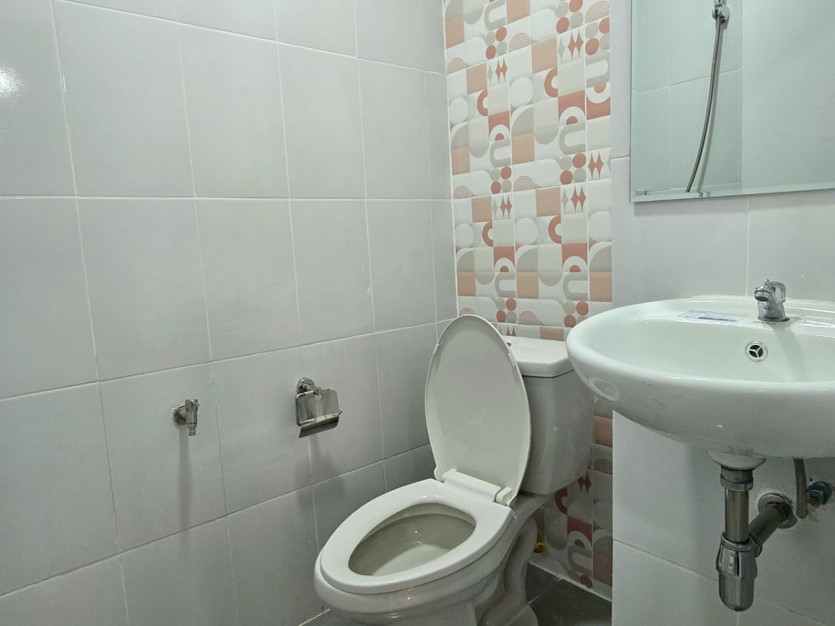 picture For Rent 101 Mansion New renovate fully furnished - 9/9