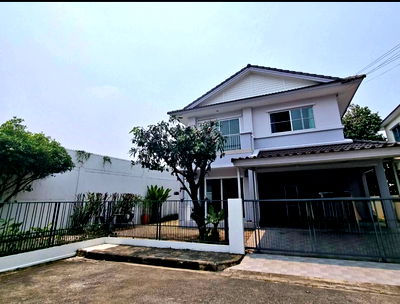 บ้านเดี่ยวให้เช่า : ปล่อยบ้านเช่า‼️บ้านเดี่ยว 2 ชั้น🌿ขนาด 53 ตร.วา ชัยพฤกษ์ ปิ่นเกล้า สาทร (ติดถนนราชพฤกษ์) 3 นอน 2 น้ำ จอดรถได้ 2 คัน🐶🦊เป็นสัตว์ได้/รับต่างชาติ  