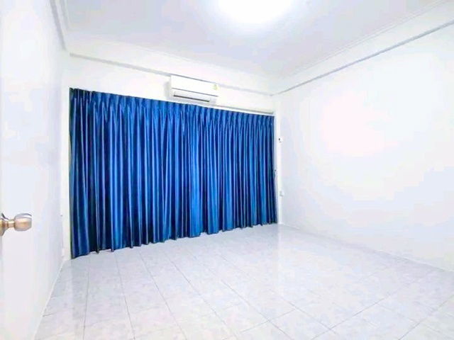 picture MRT WongSawang 2km. Townhouse for rent 3-storey 18 sq.wa. 230 sq.m. BonMarche Market 1.2 km. - 5/8