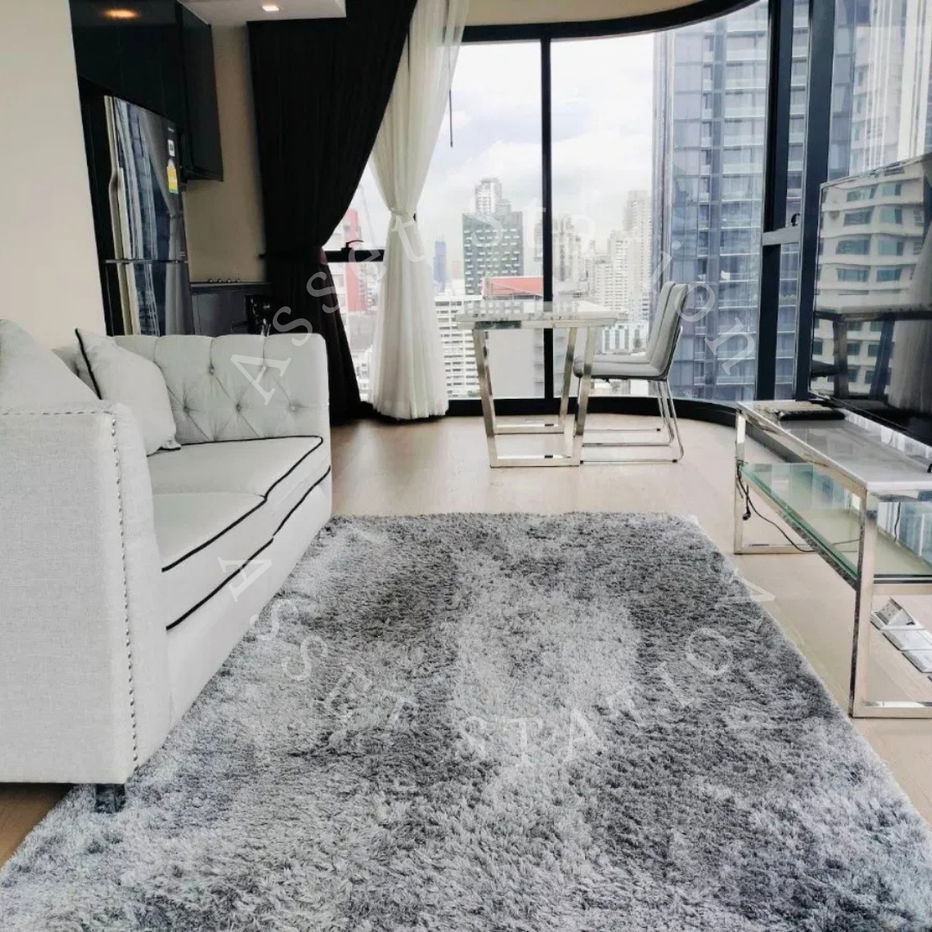 picture Ashton Asoke ✨ Perfect for living in, it's a great value. A location like this is hard to find these days! - 4/13
