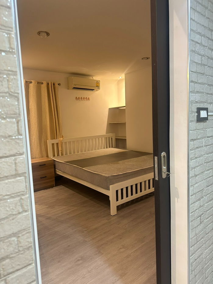 picture Room For Rent Condo Regent Home 4  Sukhumvit 85 ( 2 Bedroom ready to move in)  - 2/10