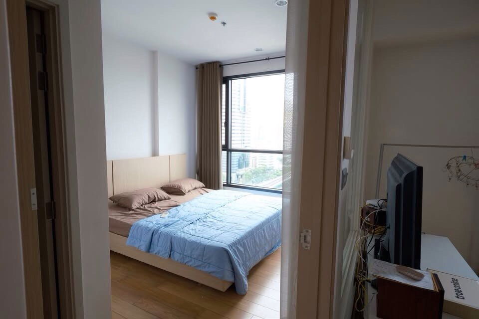 picture 🟪🟦🟩🟨🟧 For rent, Fuse Sathorn-Taksin 📍BTS Wongwian Yai 🛎️🛎️ | 𝗟𝗶𝗻𝗲@: @𝗮𝘀𝘀𝗲𝘁𝘀𝗽𝗿𝗼 - 7/11